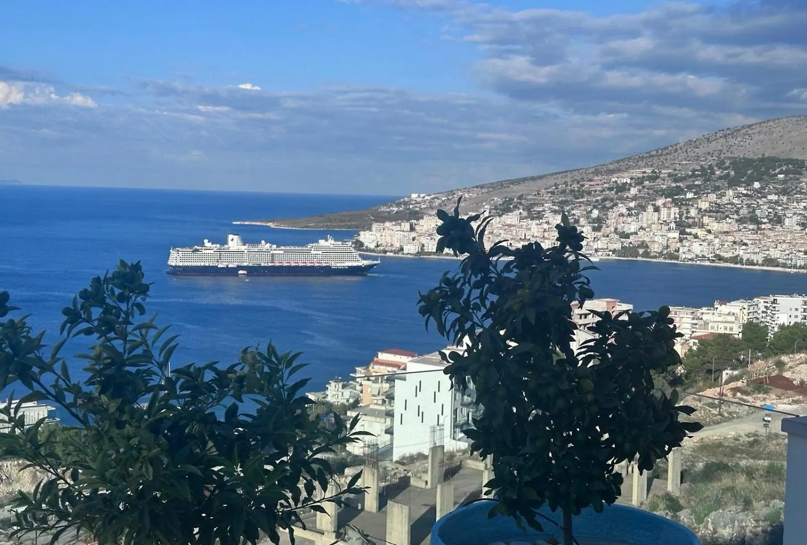 Haus Maximilian Daire Saranda 0*,  Arnavutluk