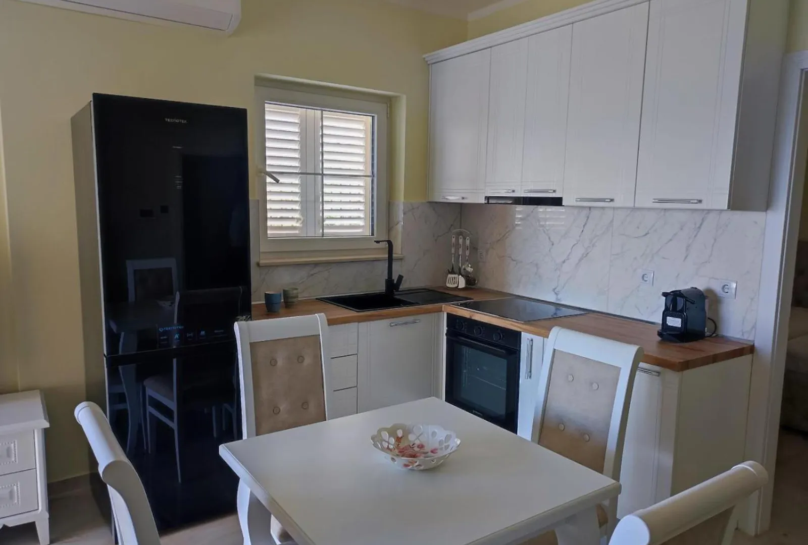 Apartamento Haus Maximilian Sarandë