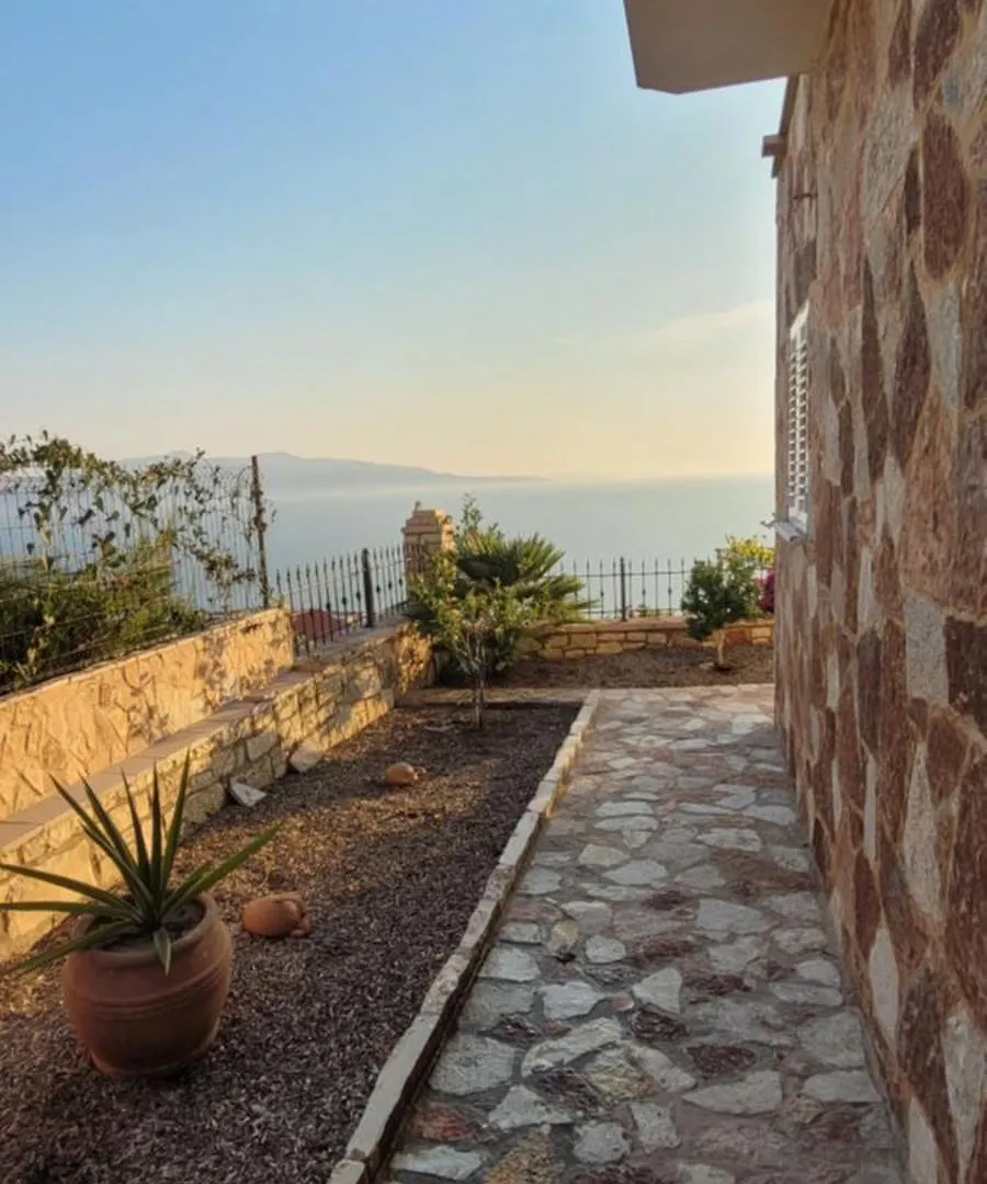 Apartmán Haus Maximilian Sarandë 0*,